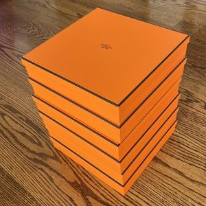 Hermes Box, 10” x 10” x 2.25”